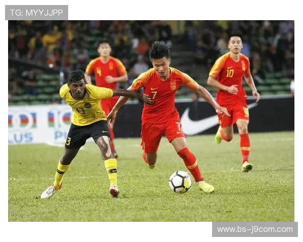 深入解析足球比赛中球队如何精确计算小组出线与淘汰赛晋级规则要